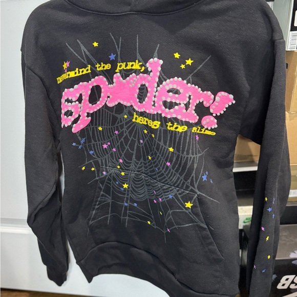 Black Spider Hoodie V2 - Picture 3 of 3